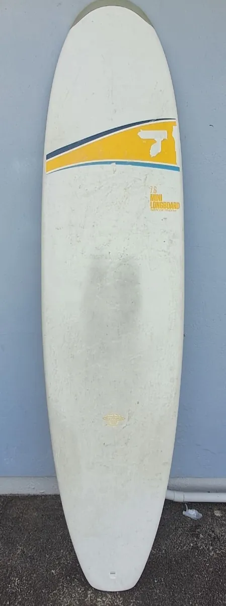 7ft 6 BIC Dura Tec Surfboard - Image 1