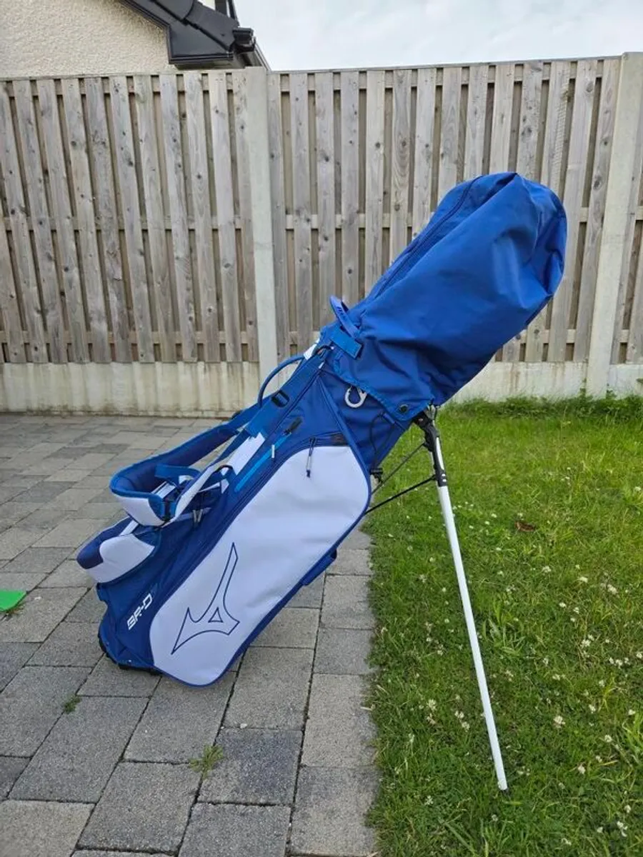 Mizuno Tour Stand Bag - Image 1