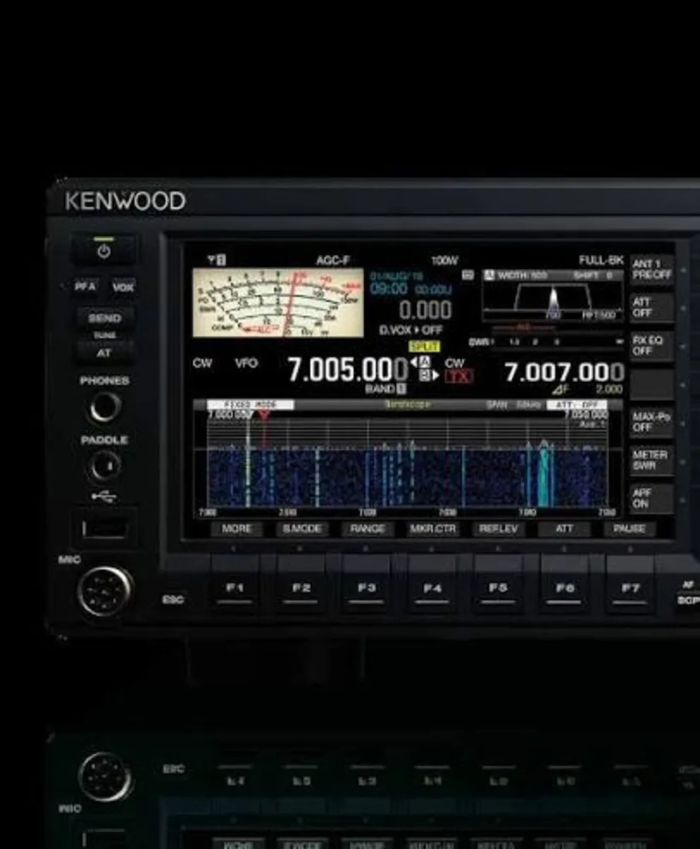 Kenwood ts890 Ham Radio - Image 2
