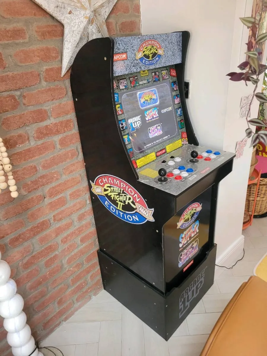Street fighter arcade machine - Image 2
