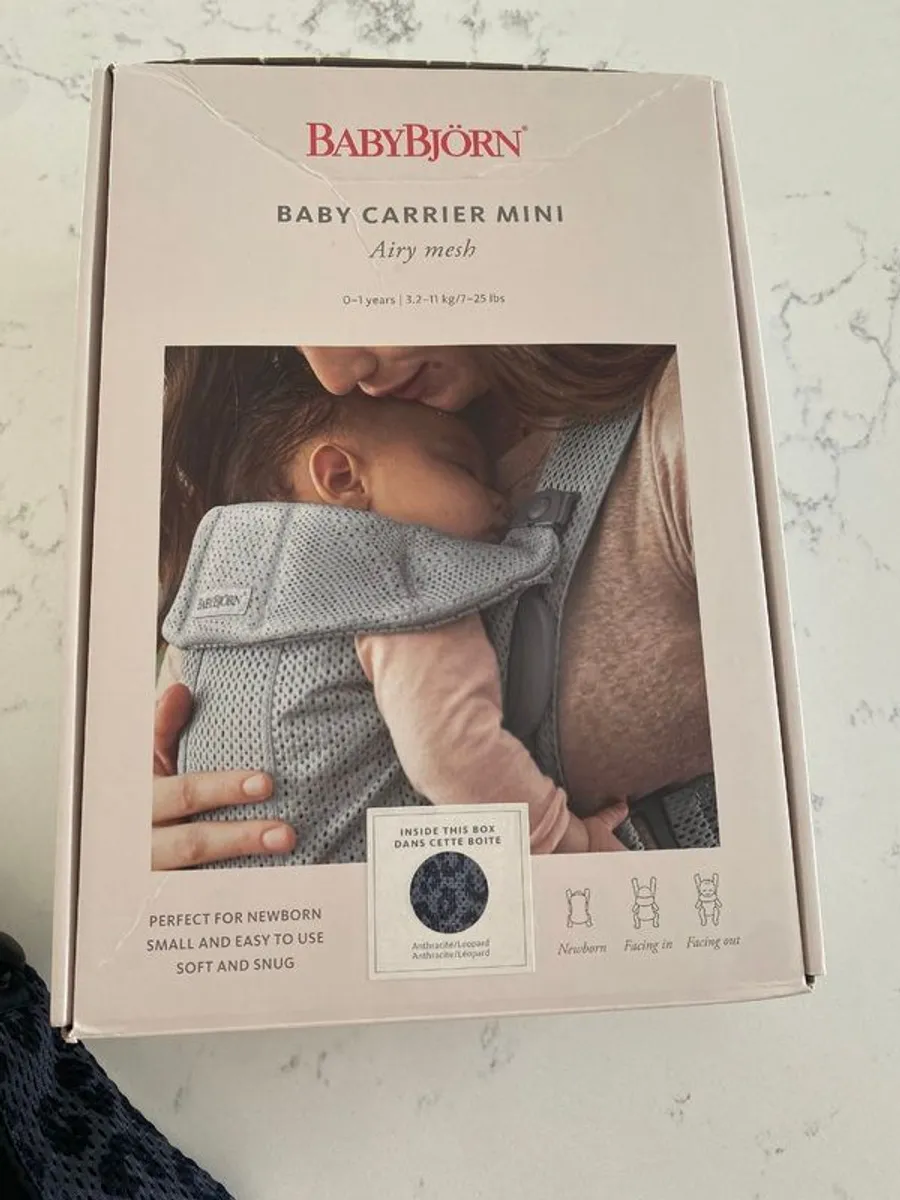 Baby Bjorn Mini Carrier - Image 1