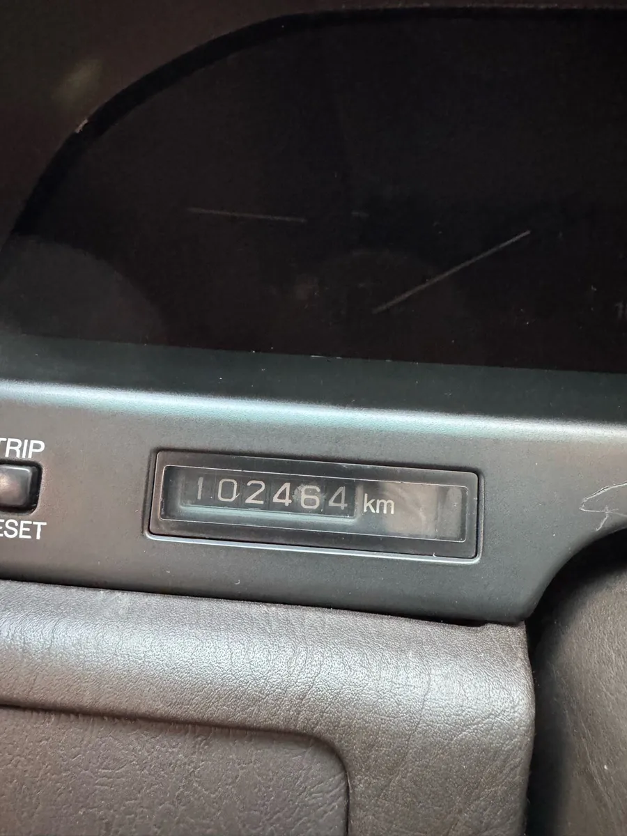 Toyota Celsior - Image 3
