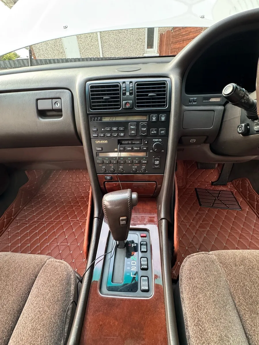 Toyota Celsior - Image 4