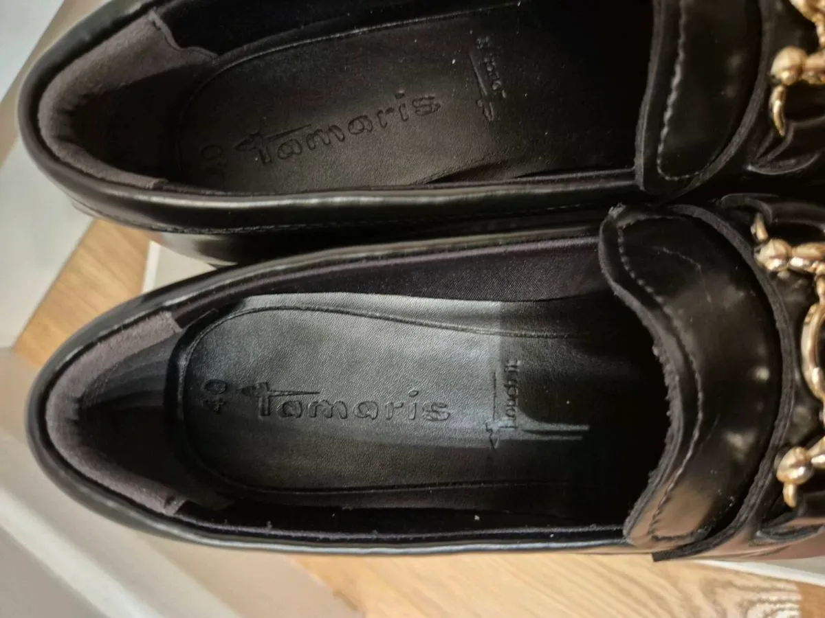 Brand new Tamaris women's chain loafere, size 40 - Image 4