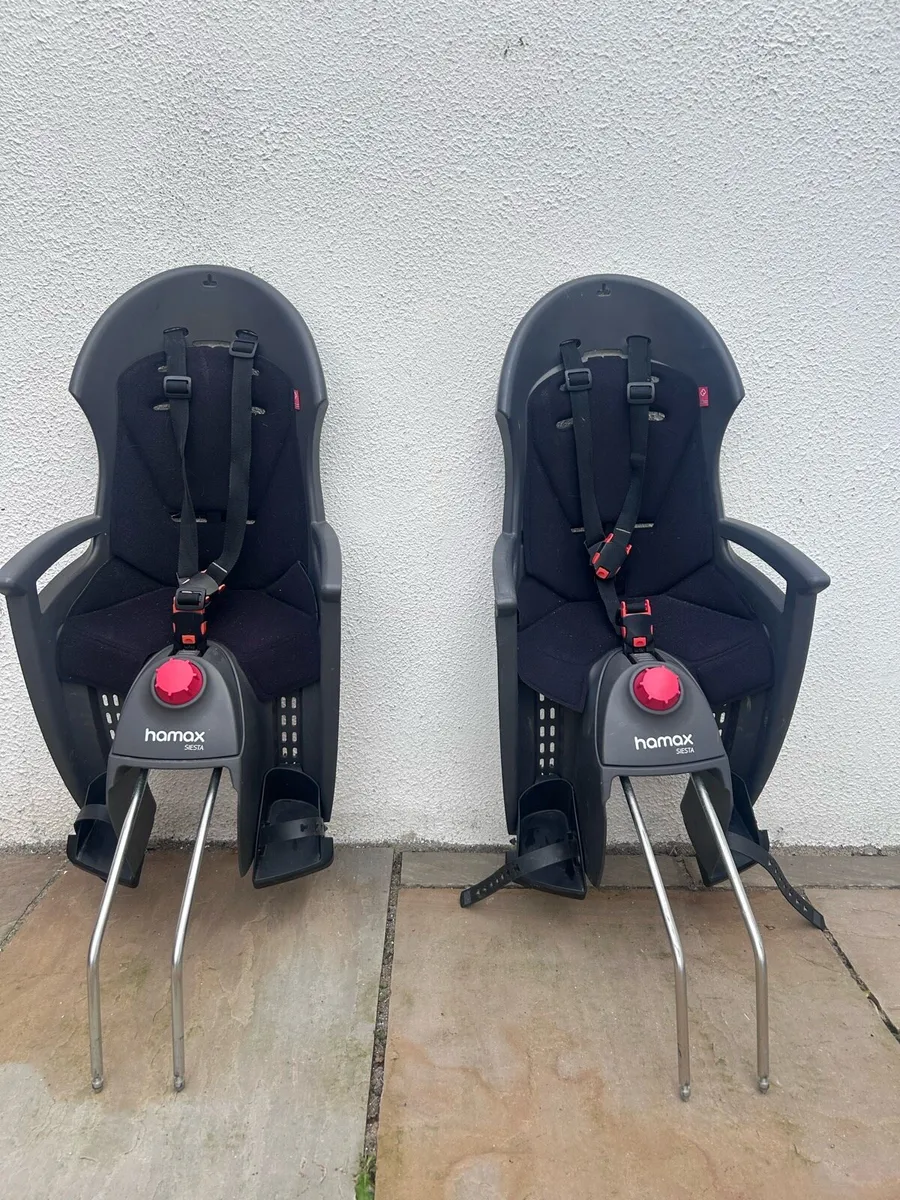 Hamax siesta child bike seat x 2 - Image 1