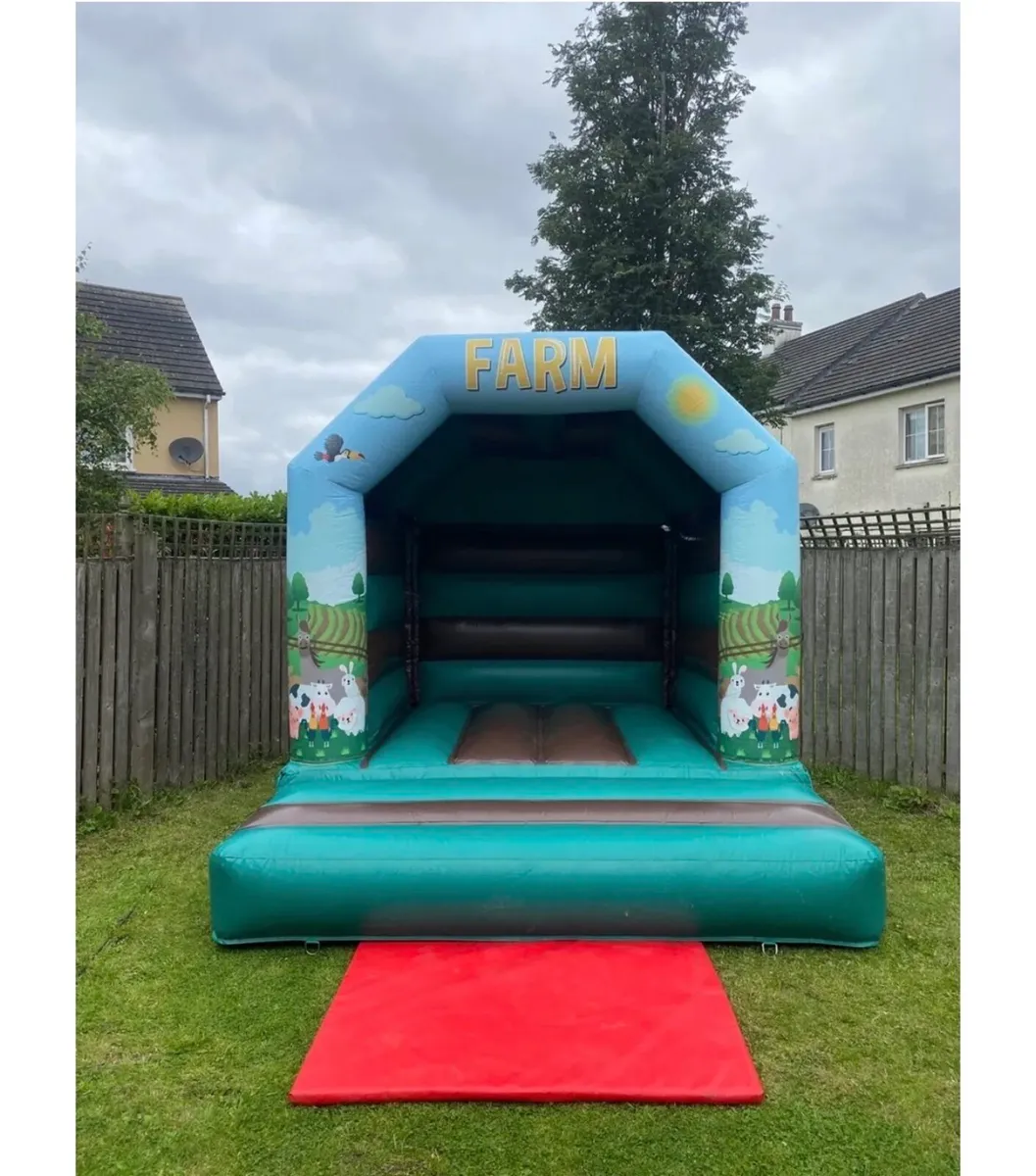 Bounce castle