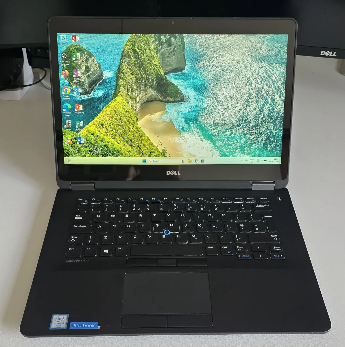 Dell Latitude E7470 Ultrabook - Image 1