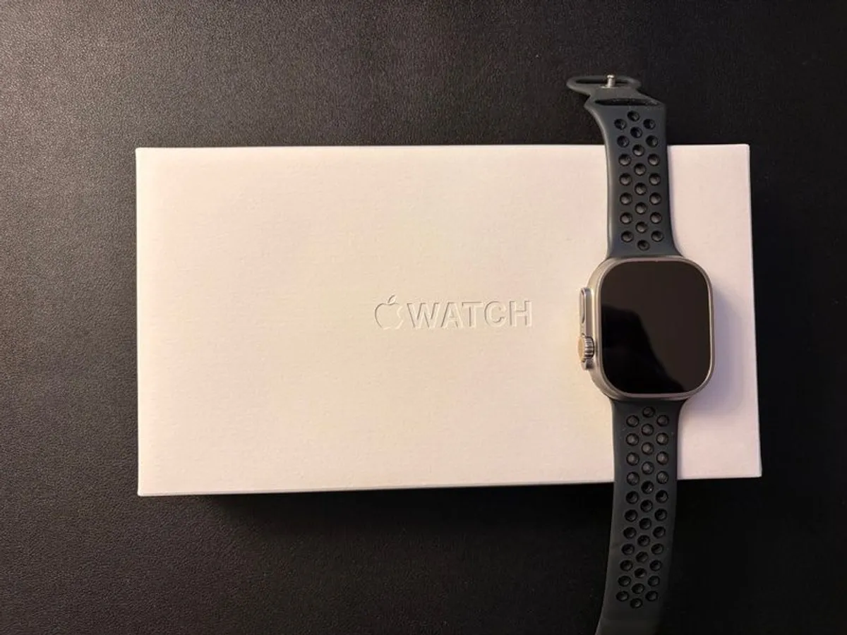 Apple Watch Ultra 2 (Natural Titanium) - Image 2