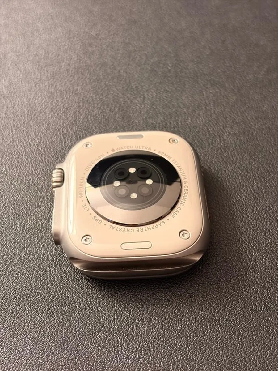 Apple Watch Ultra 2 (Natural Titanium) - Image 3