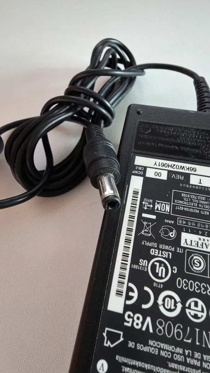 Asus 65W AC Adapter Laptop Charger - Image 3