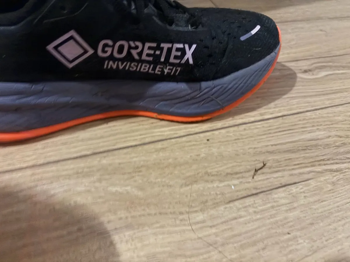 ASICS Gel Cumulus GTX size 5.5 - Image 3