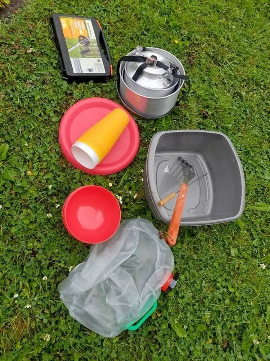 Mixed Camping items - Image 1