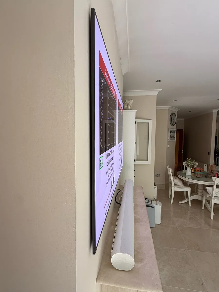 Samsung S95C 65 inch bargain - Image 2