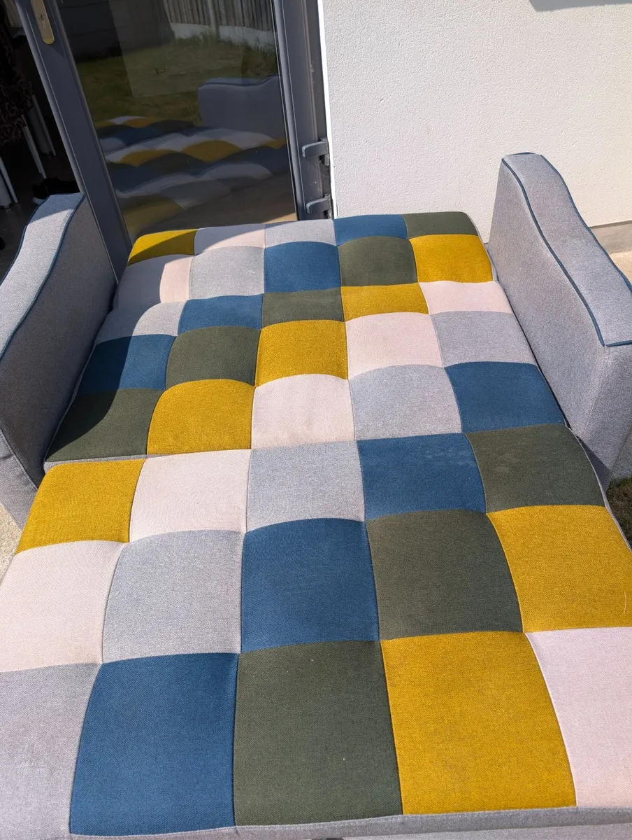 Recliner Chair - Image 3