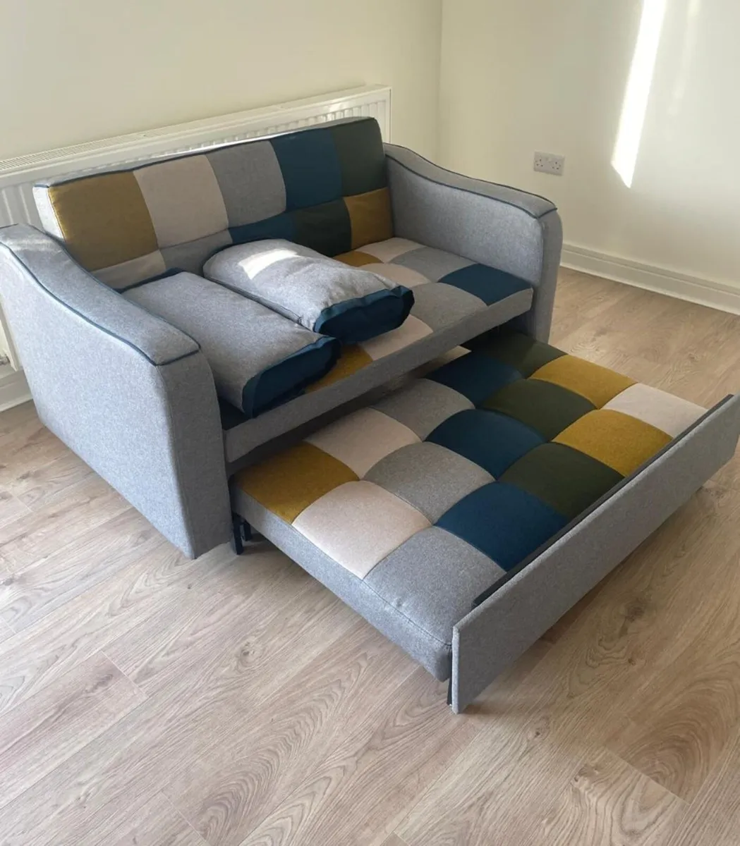 Recliner Chair - Image 1