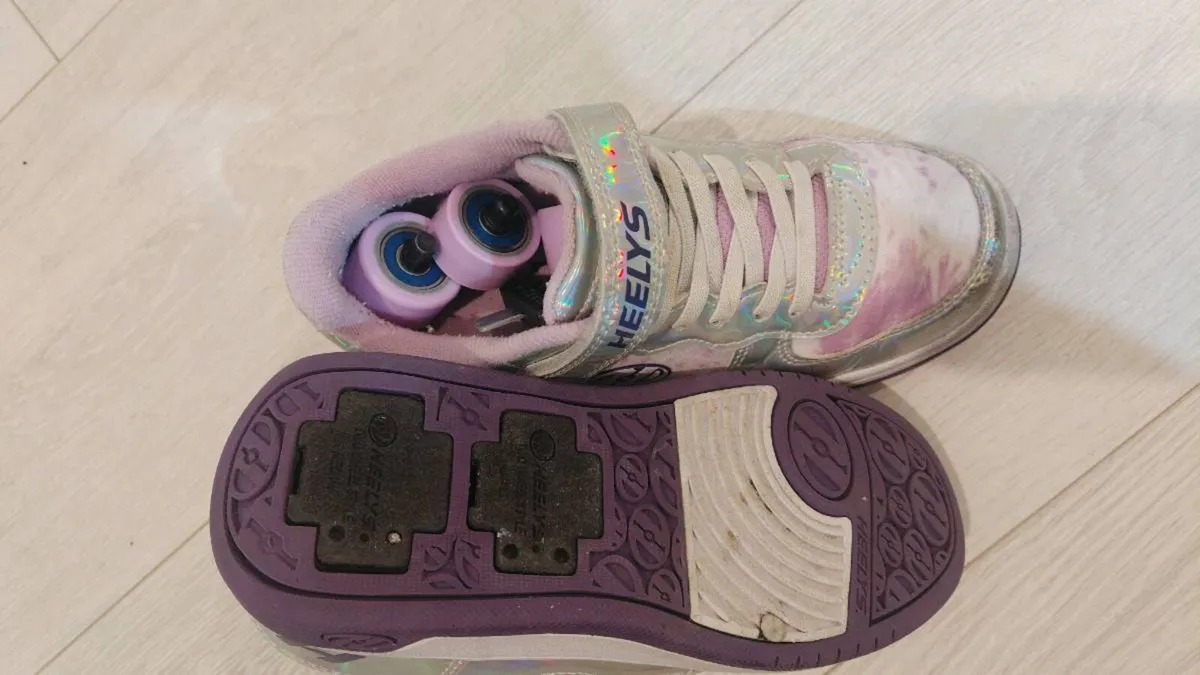 Heelys shoes - Image 2