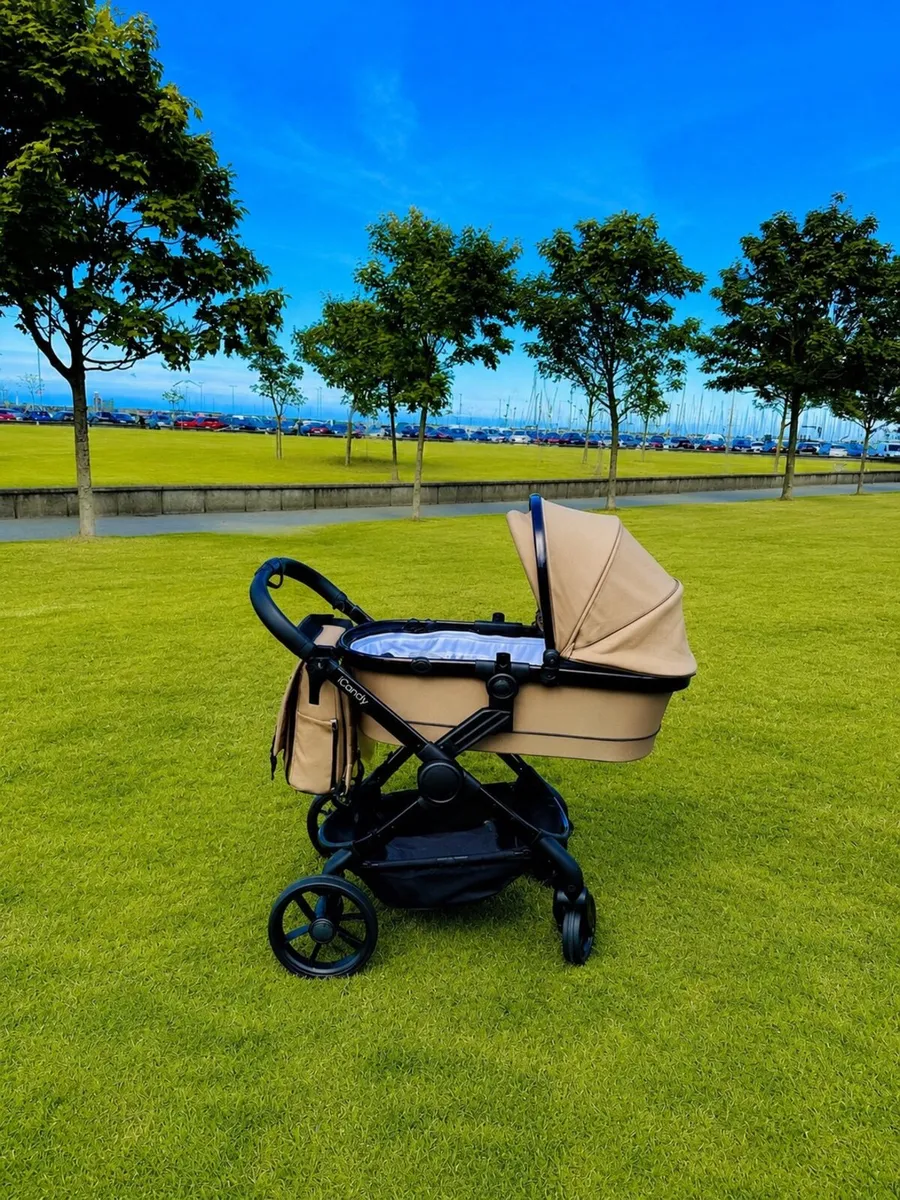 I Candy Travel System – Excellent Condition - Image 1