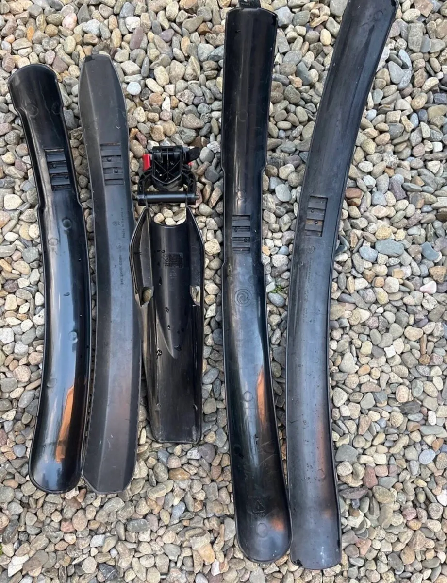 Bundle of bikes mudguards - Image 2