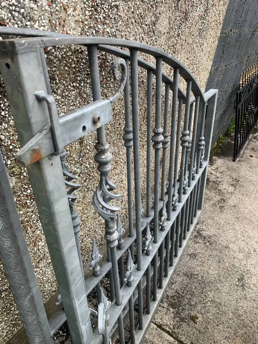 9 ft gates - Image 3