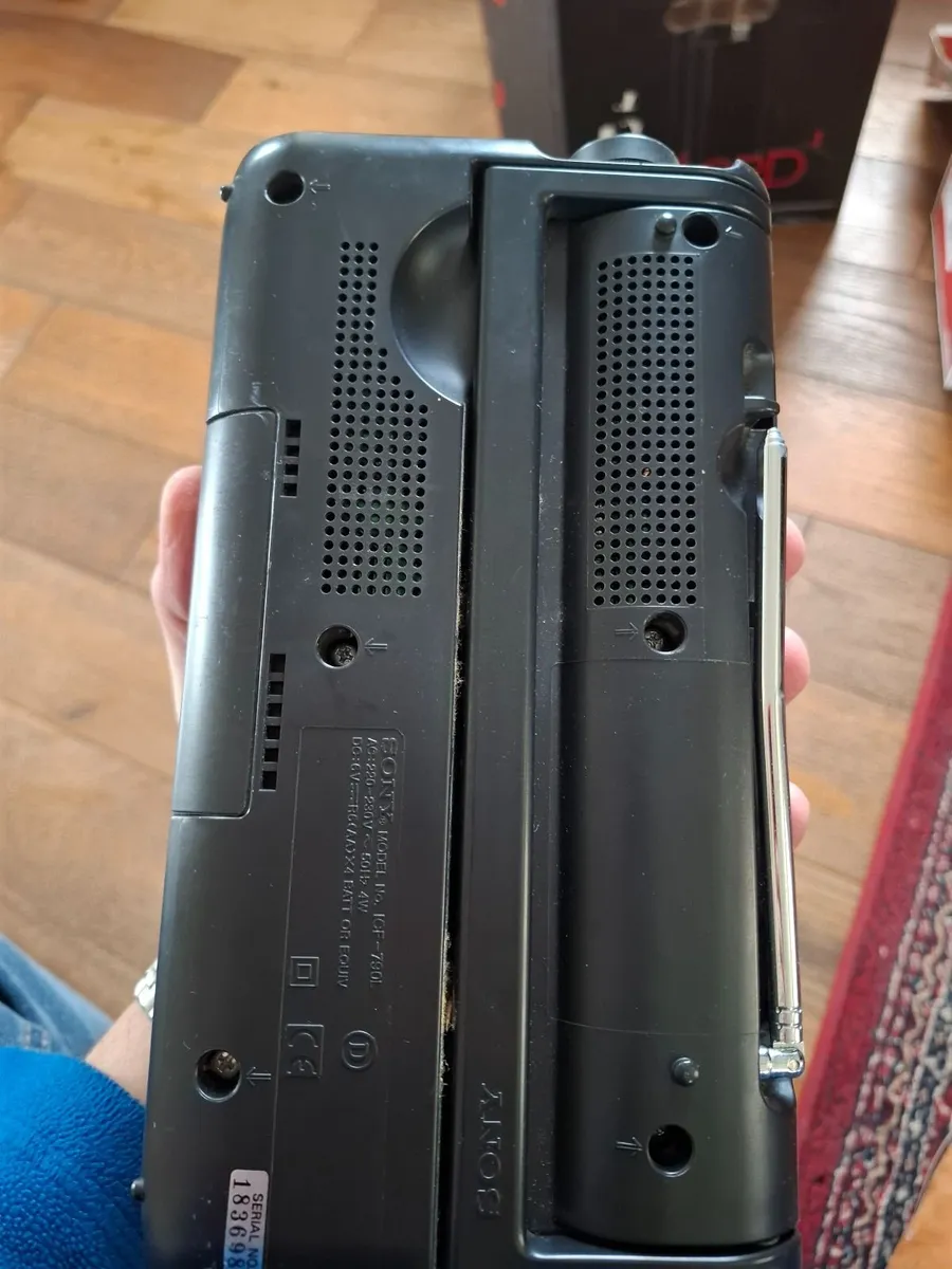 Sony radio - Image 2