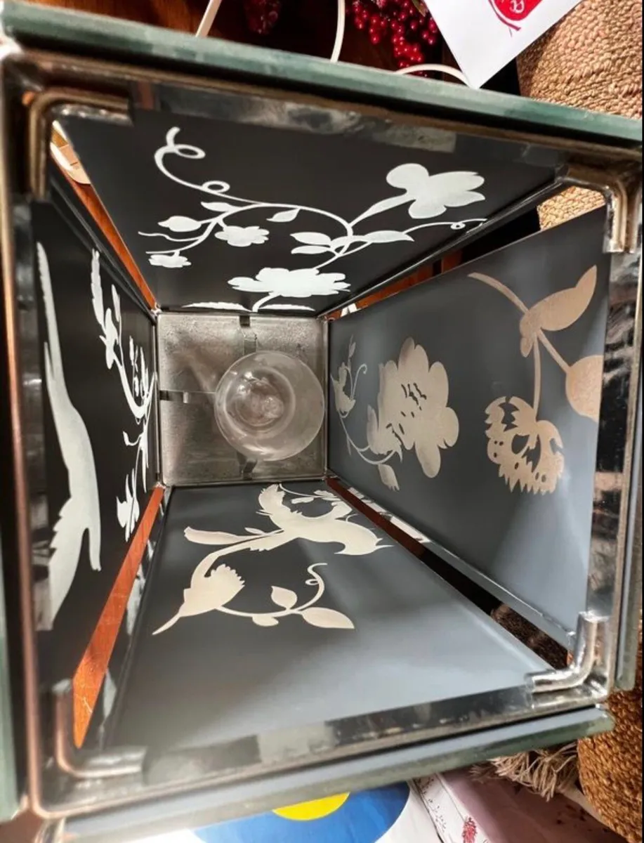 Laura Ashley Mirror ‘Bird’ Lamp - Image 3