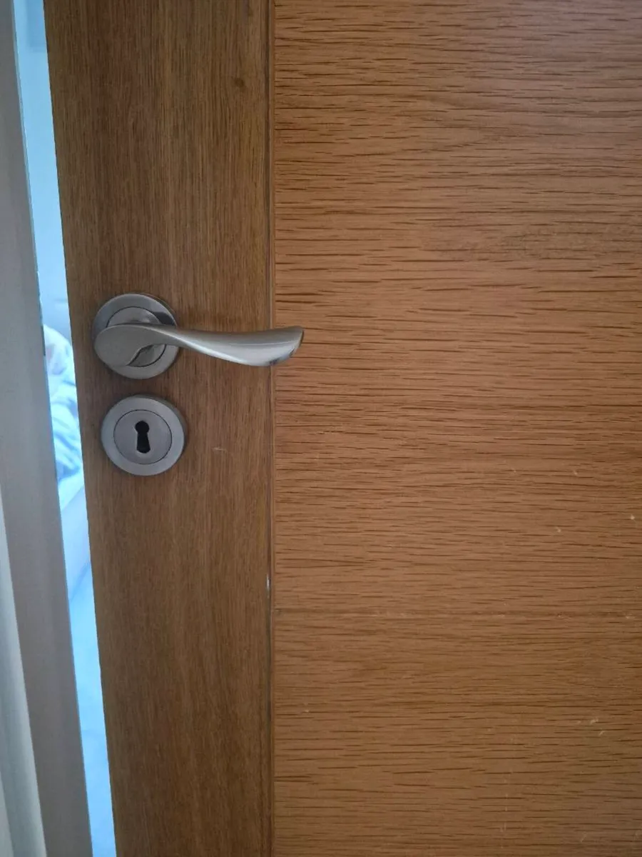 Oak internal doors - Image 4