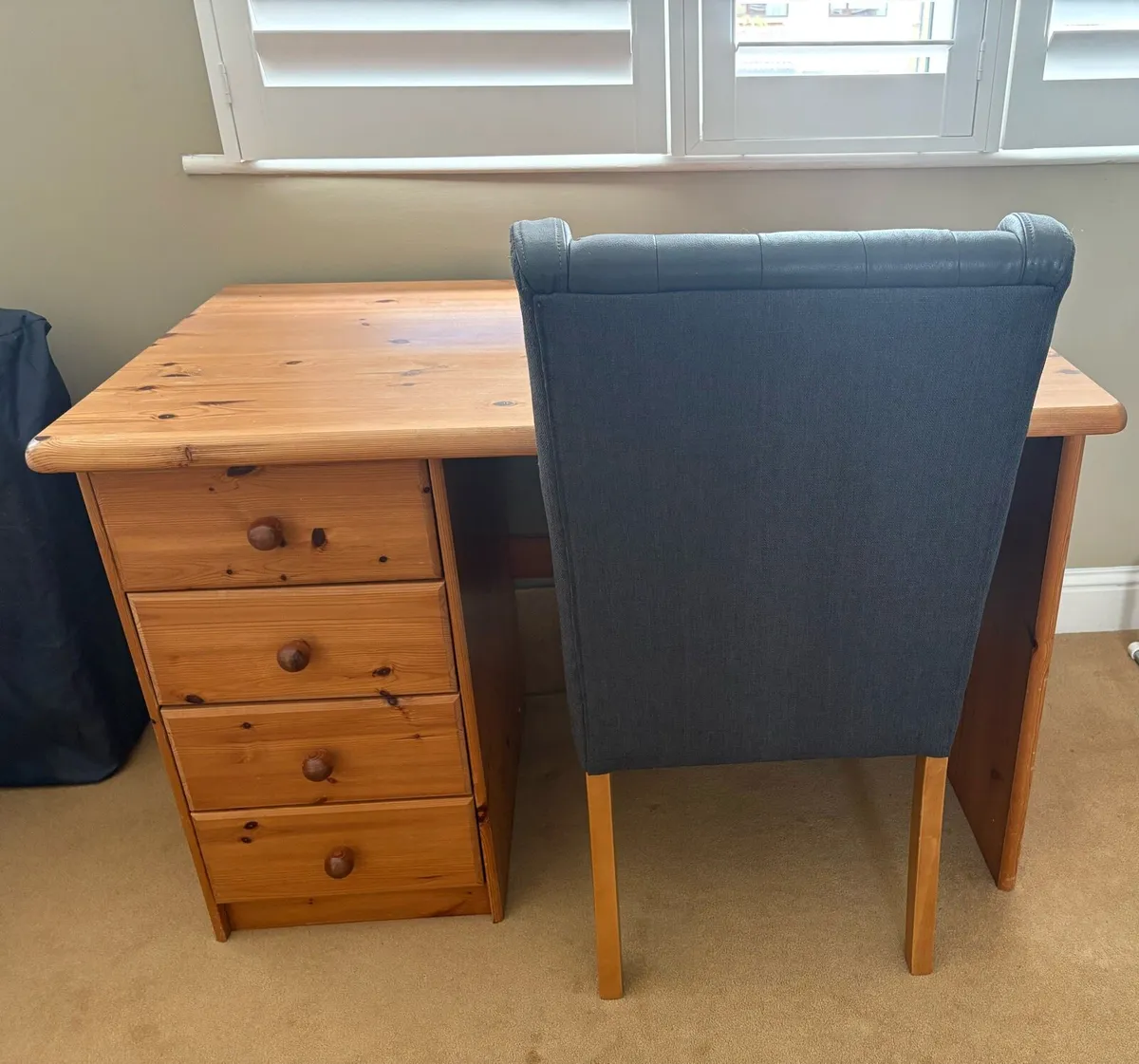 Pine desk and chair - Image 2