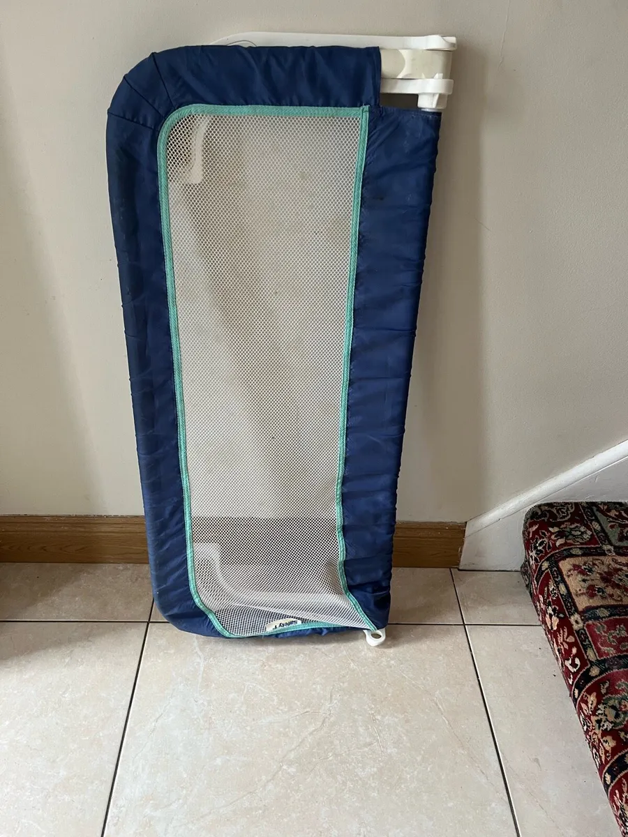 Safety rail for bed - Image 1