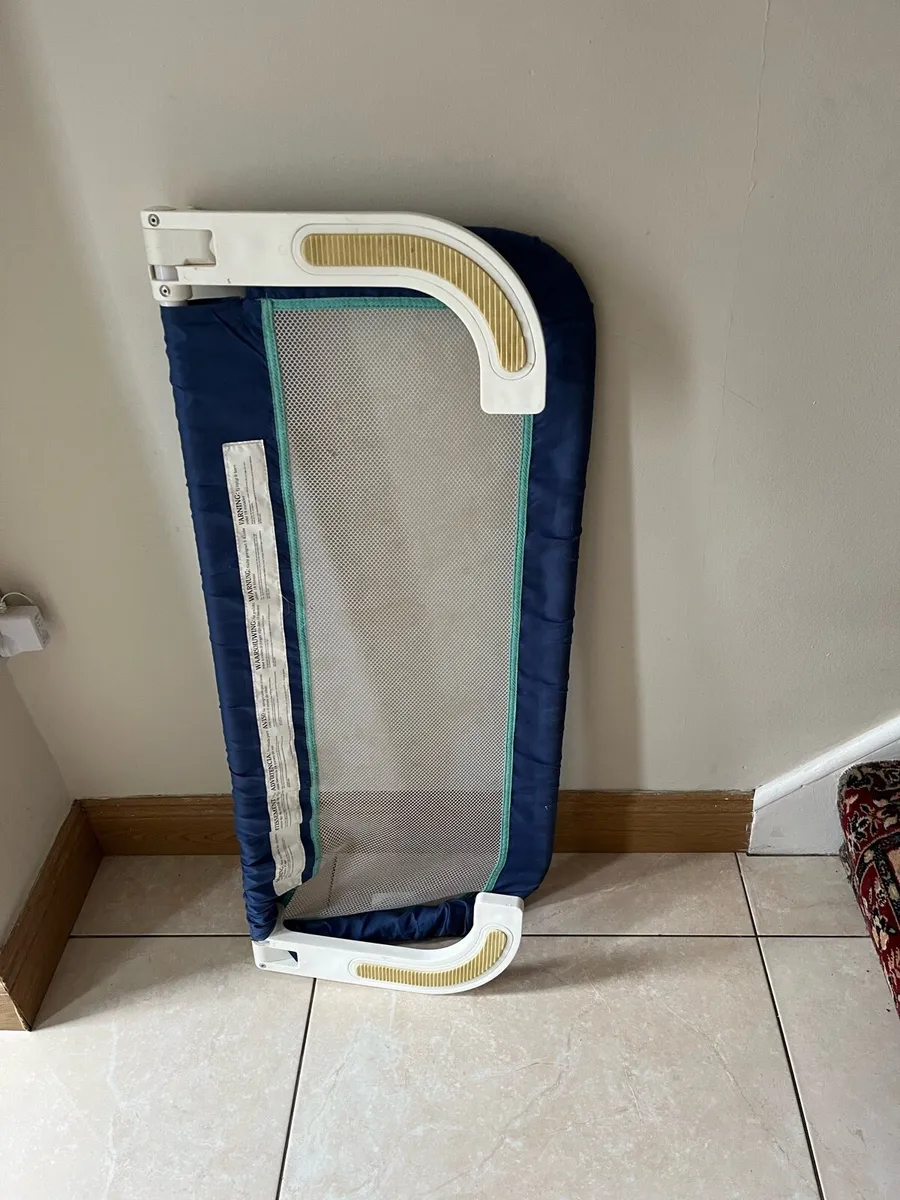 Safety rail for bed - Image 2