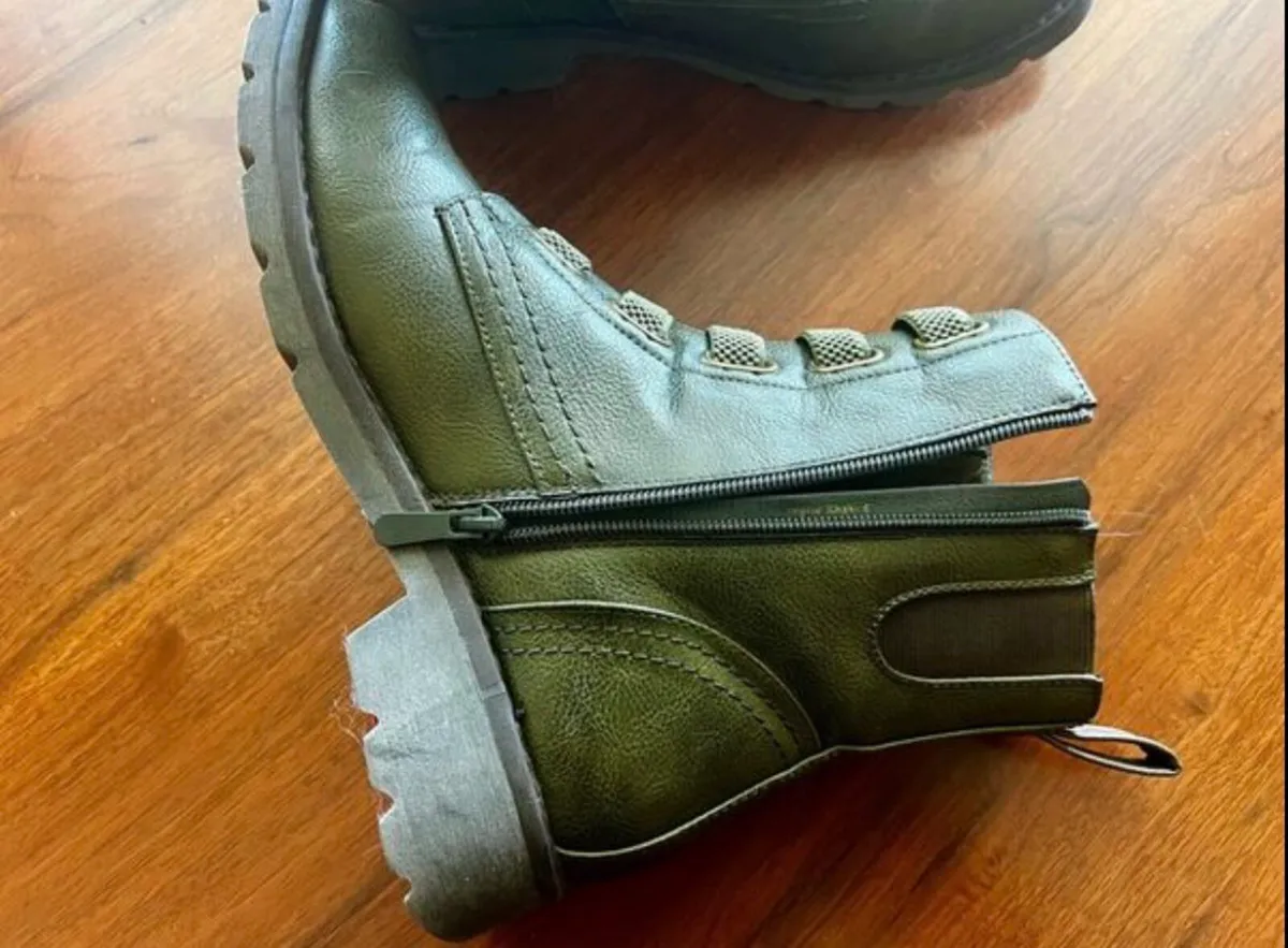 Heavenly Feet Khaki Green Ankle Boots 6/6.5 - Image 3