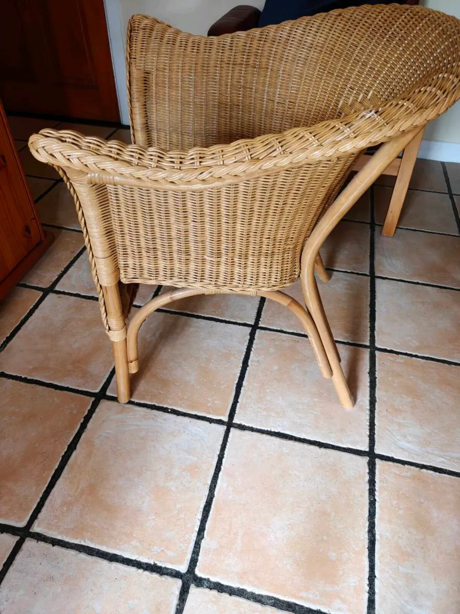 Wicker chair - Image 2