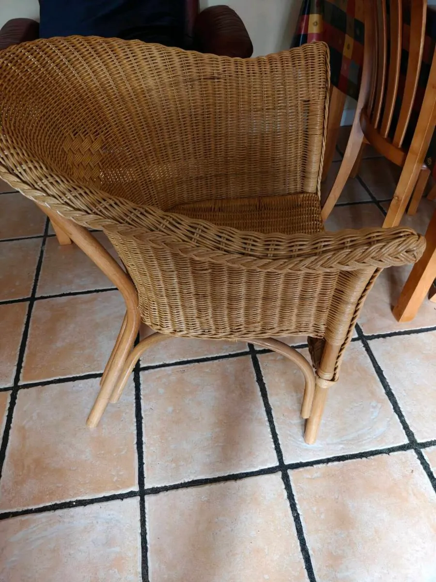 Wicker chair - Image 3