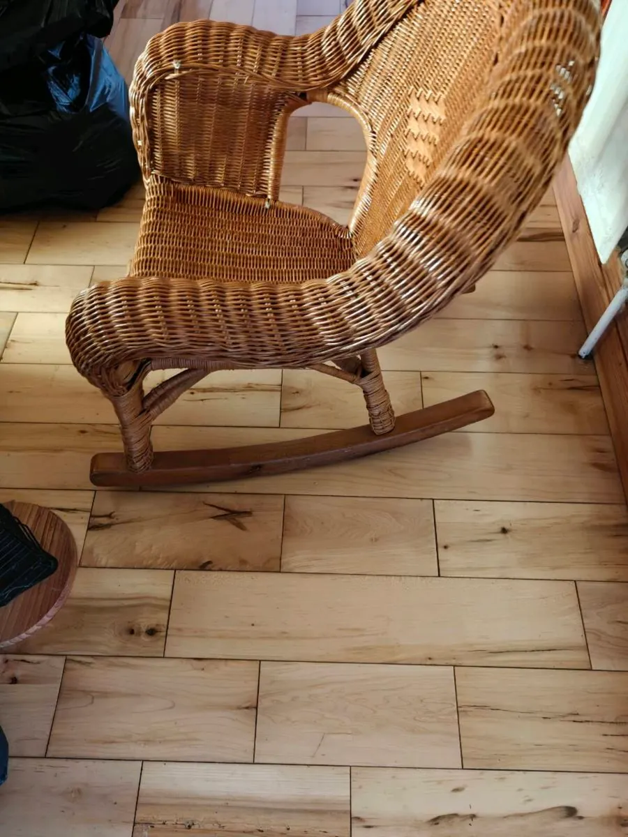 Child's wicker chair - Image 3