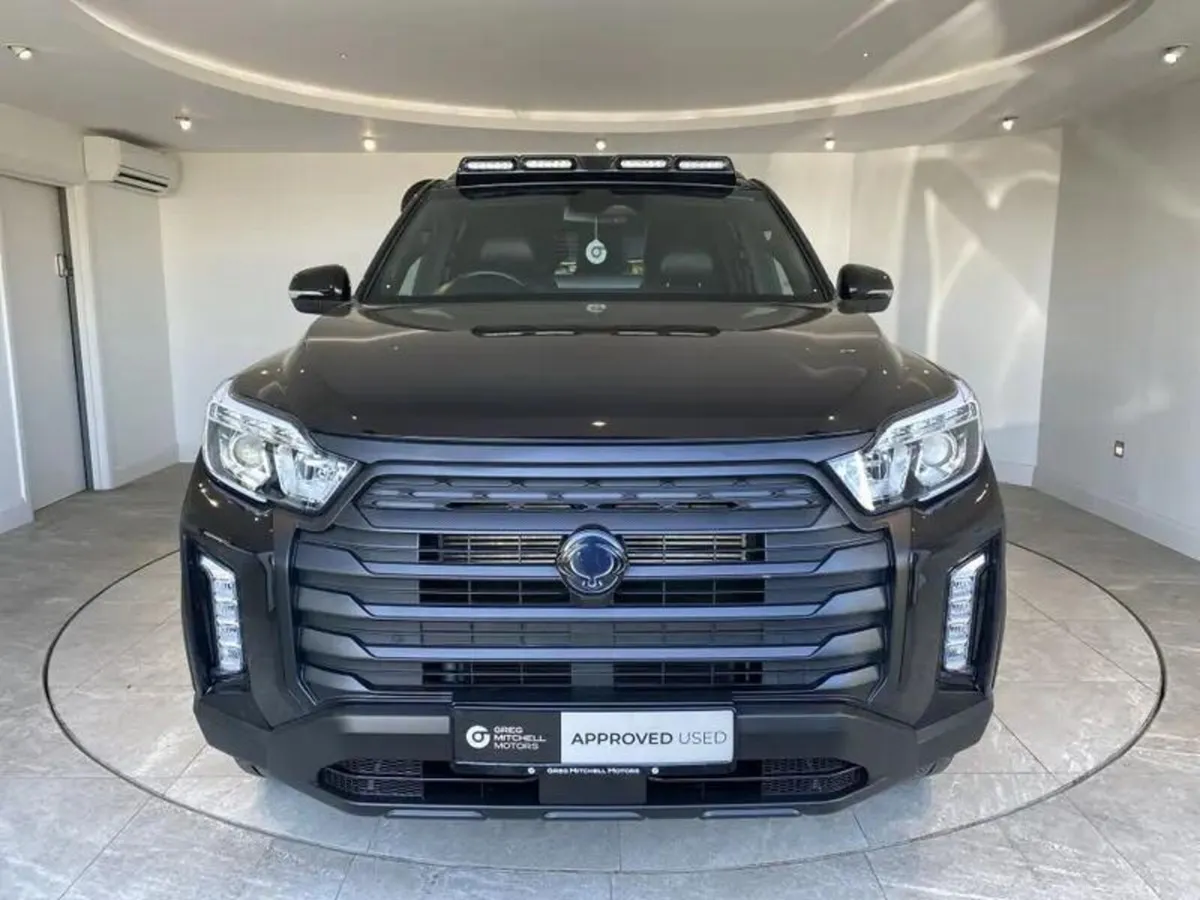 KGM Musso 2.2 Double Cab Pick Up Rebel Auto - Image 2