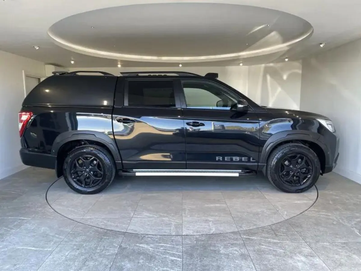 KGM Musso 2.2 Double Cab Pick Up Rebel Auto - Image 4