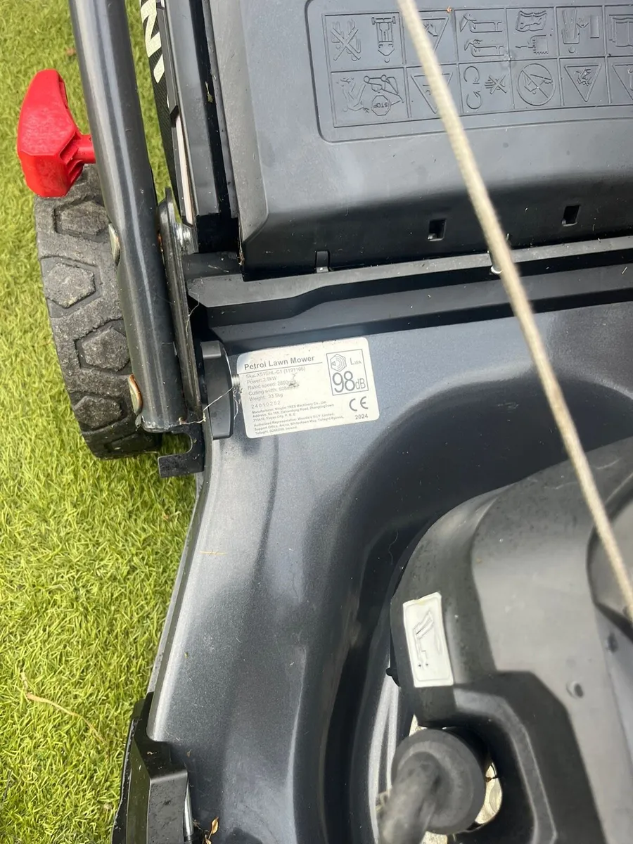 Lawnmower - Image 3