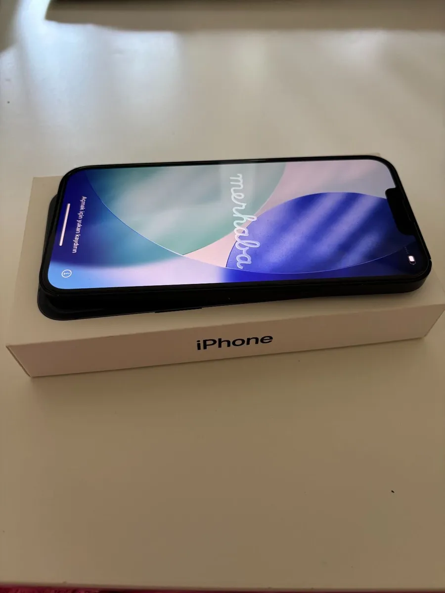 Iphone 13 128GB Midnight Blue - Image 3