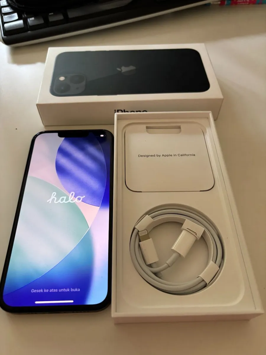 Iphone 13 128GB Midnight Blue - Image 1