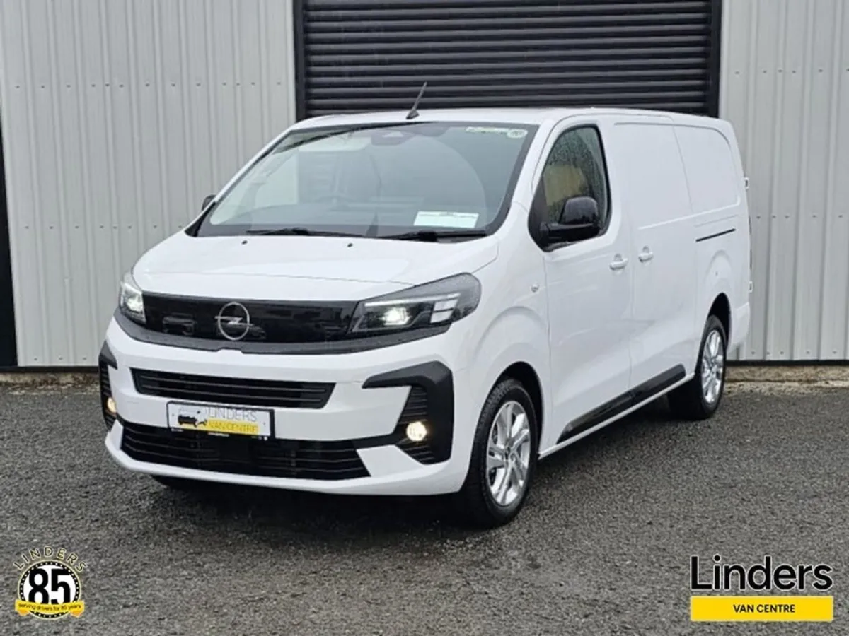 Opel Vivaro HUGE SPEC LWB VIVARO AUTOMATIC - Image 2