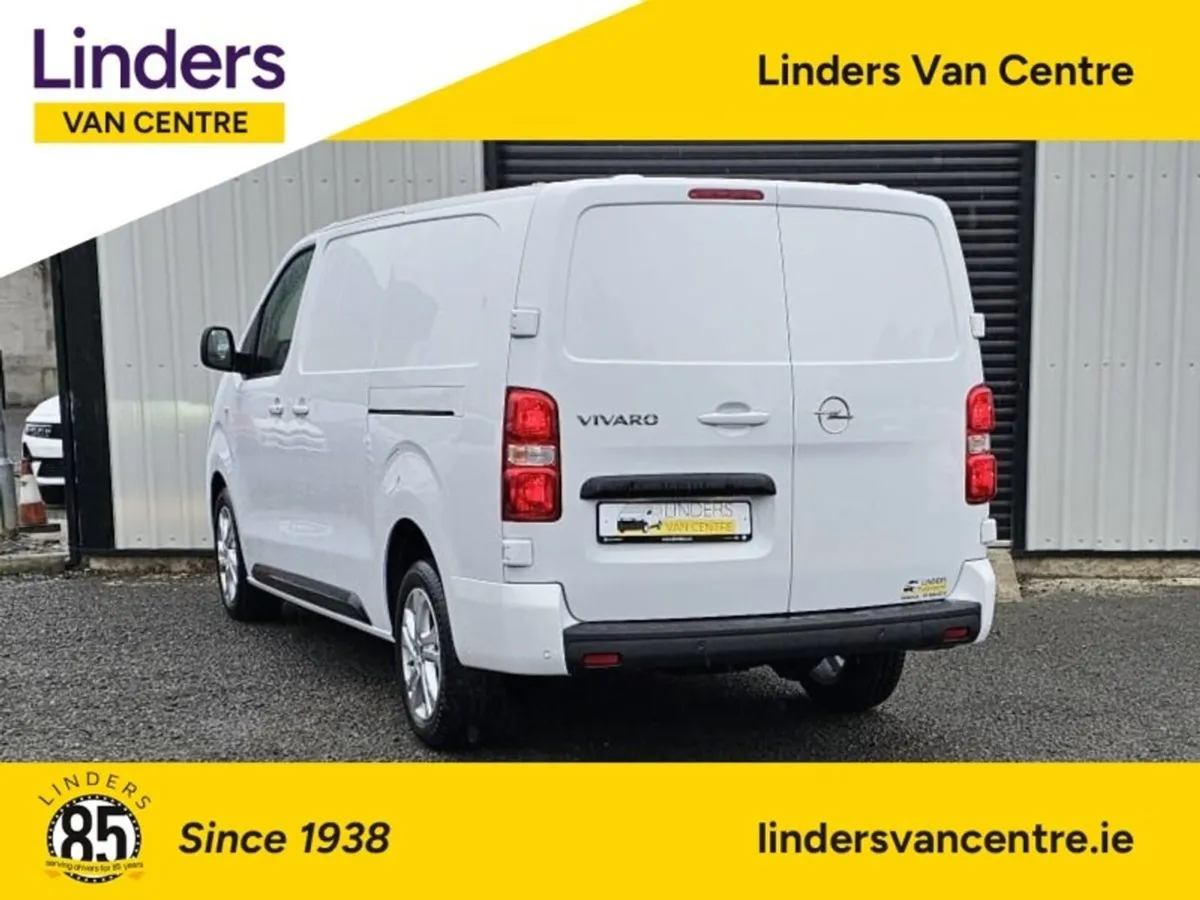 Opel Vivaro HUGE SPEC LWB VIVARO AUTOMATIC - Image 4