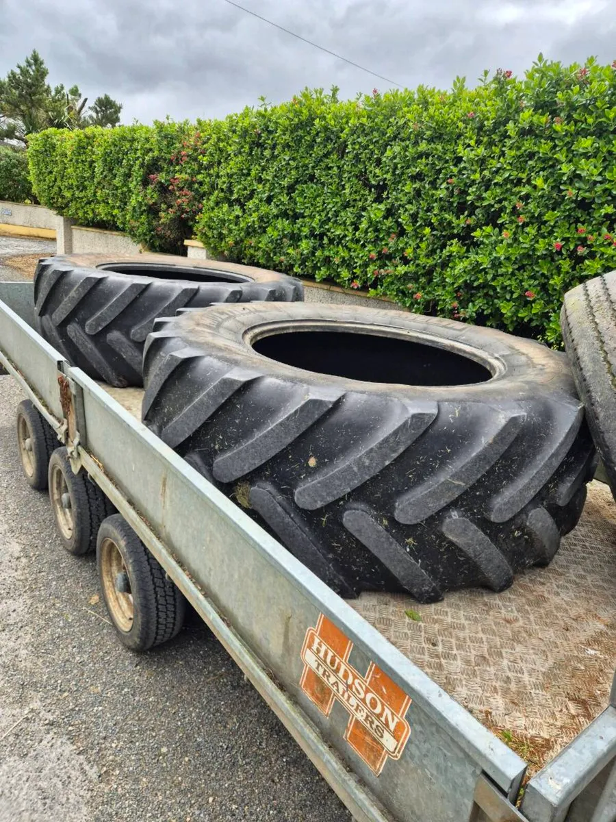 Michelin tyres 650 65 r 38 - Image 1