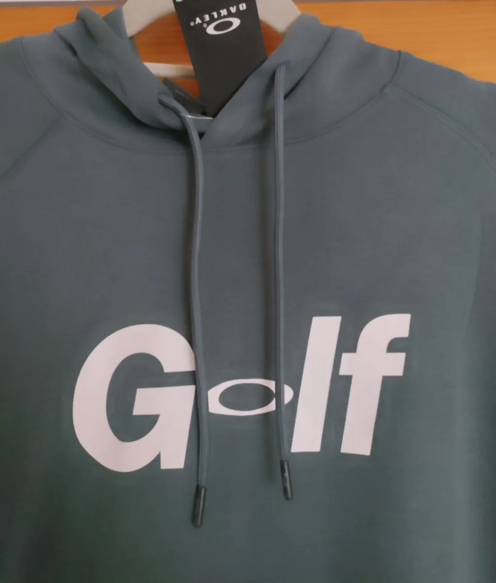 Oakley Golf Hoodie L New - Image 2