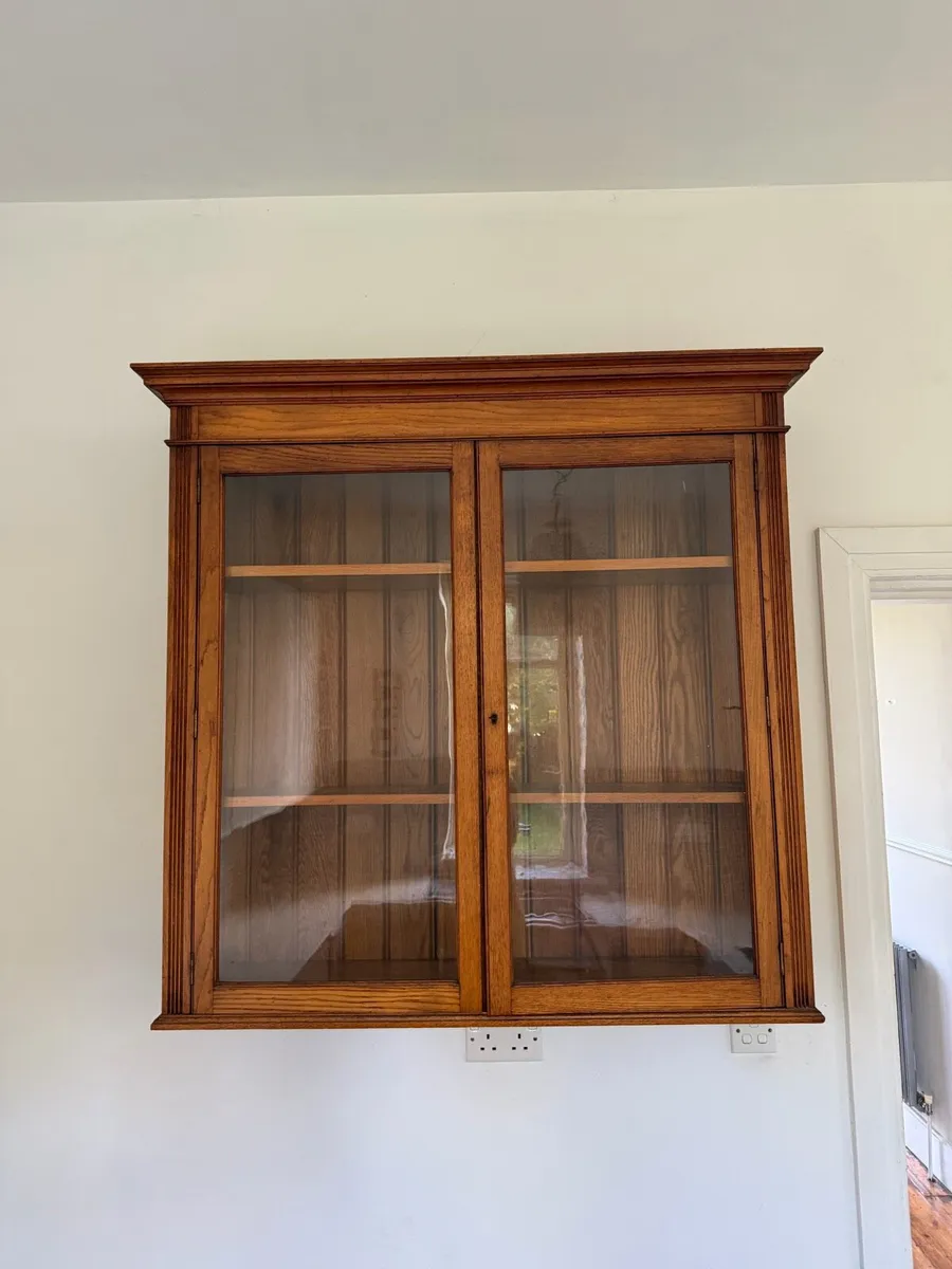 Oak Wood display cabinet with glass - Image 1