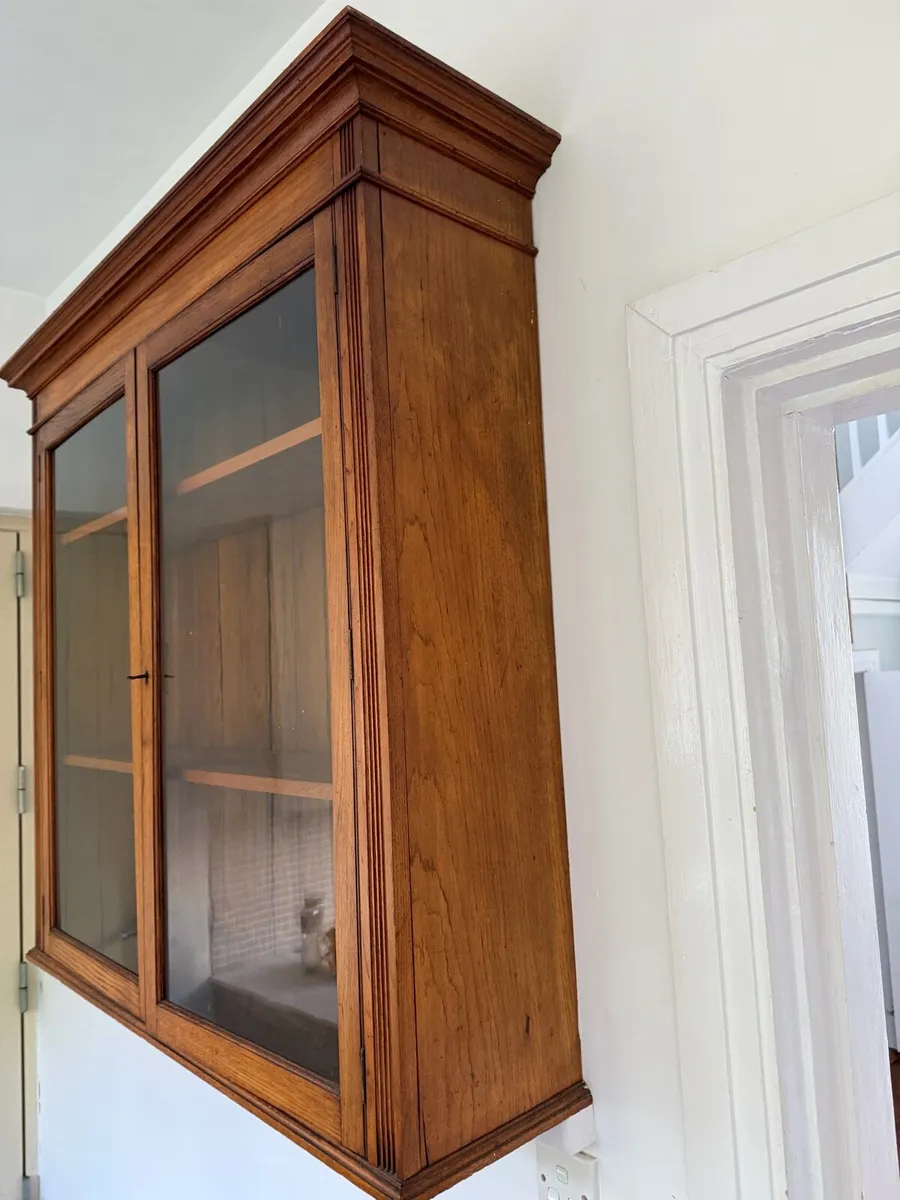 Oak Wood display cabinet with glass - Image 2