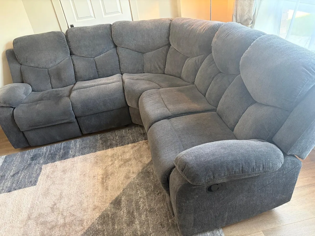 Corner sofa + 2 seater - Image 4