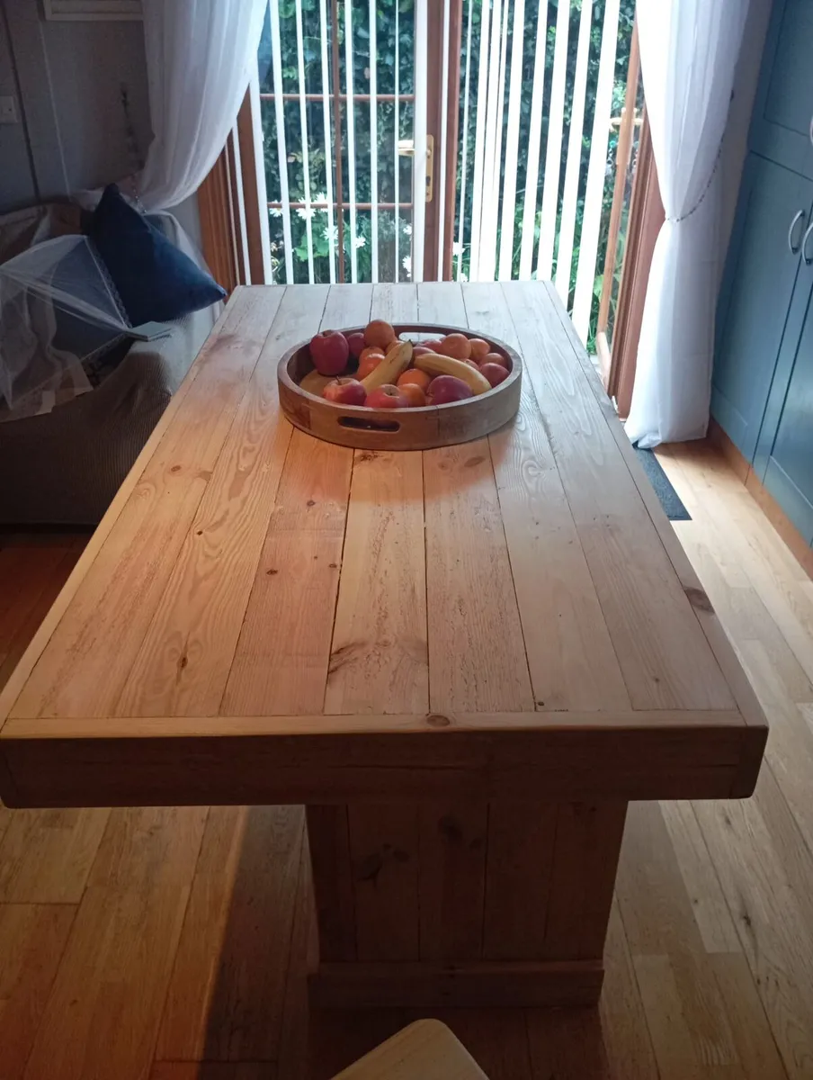 Kitchen islands - Image 3