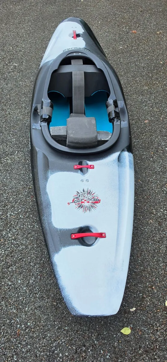 Custom colour Custom C1 Pyranha Firecracker 252 - Image 3