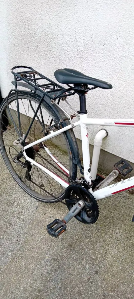 Specialized hybrid bike - Image 3