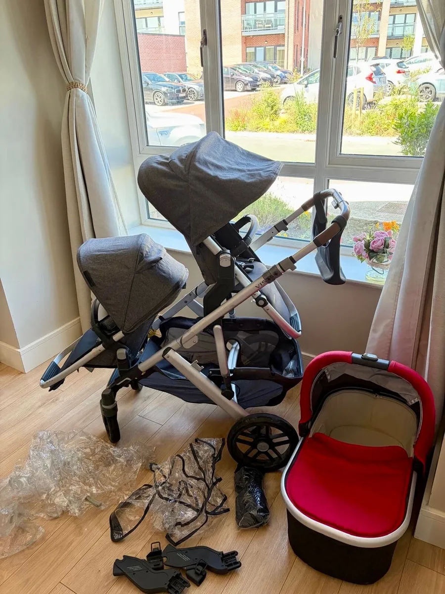 UPPAbaby Vista V2 Complete Double Buggy - Image 1
