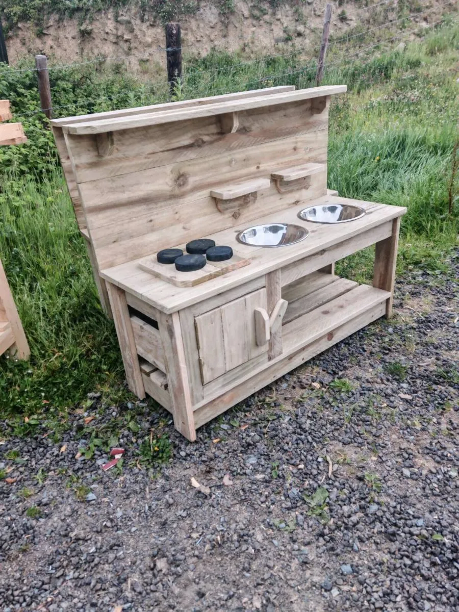 Mud kitchens - Image 2